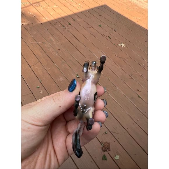 Breyer Mini Nevermore - Picture 6 of 6